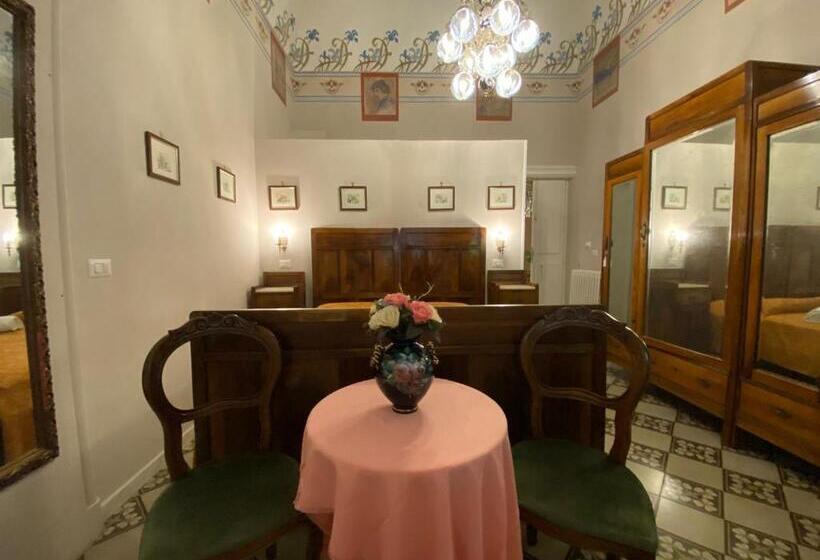 住宿加早餐  Antico Palazzo Spinola