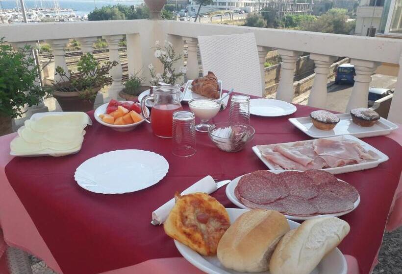 住宿加早餐  Antico Palazzo Spinola