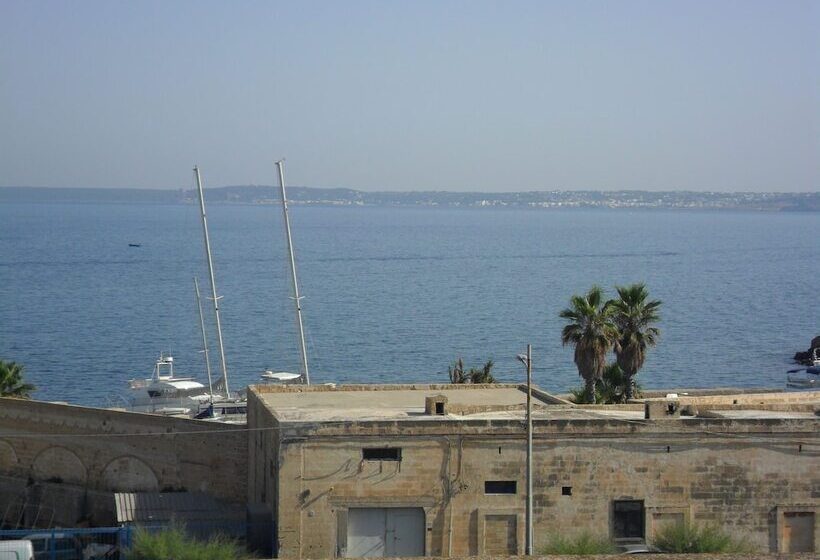 住宿加早餐  Antico Palazzo Spinola