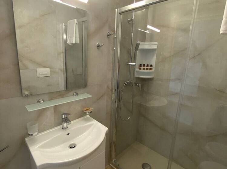 住宿加早餐  Antico Palazzo Spinola