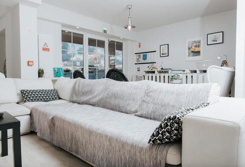 تختخواب و صبحانه Boutique Hotel   O House Ericeira Hills