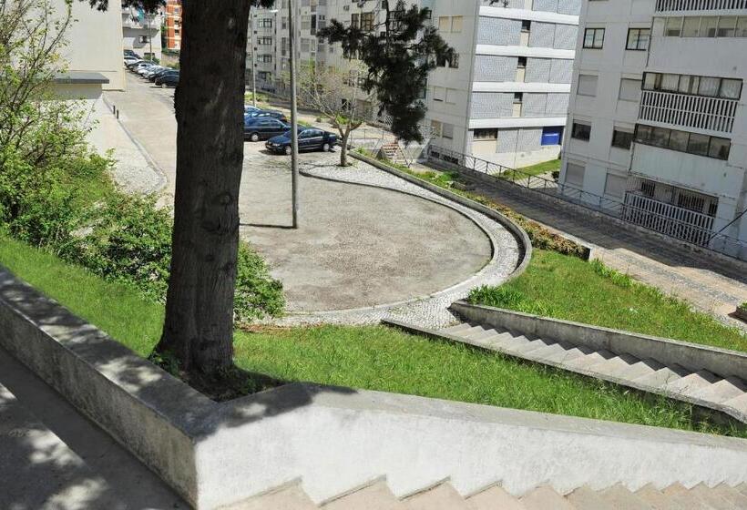 住宿加早餐  Fonte Da Foz