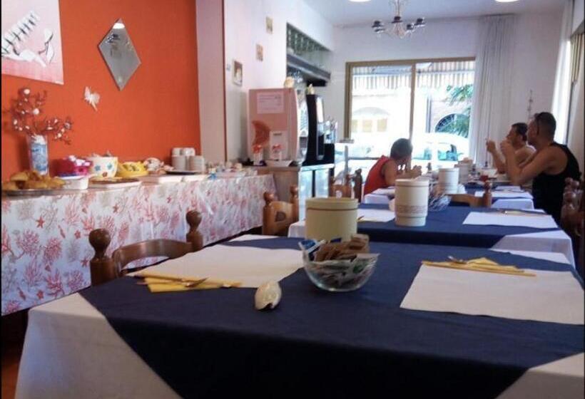 ベッドアンドブレックファースト Villa Dei Fiori