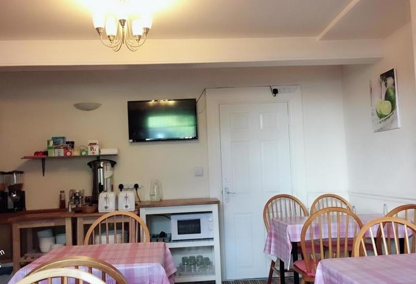 تختخواب و صبحانه Edinburgh Travel Guest House