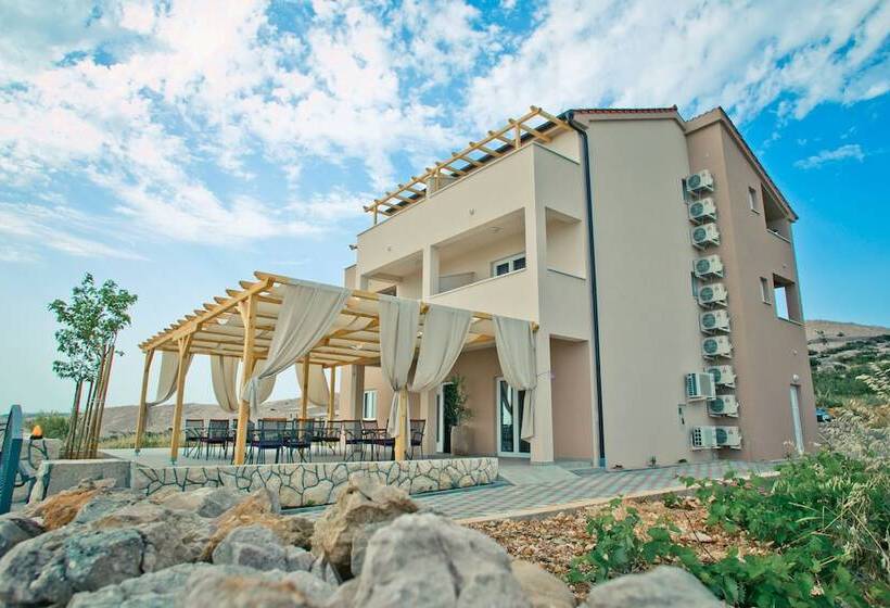 Bed & Breakfast Marta & Tona