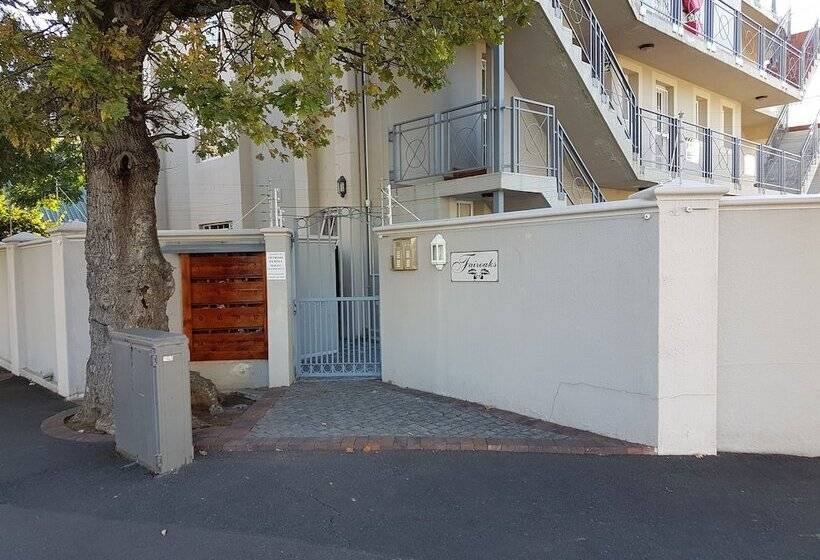 Bradclin Sport Newlands