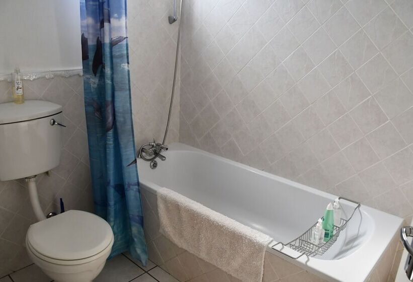 Bradclin Sport Newlands