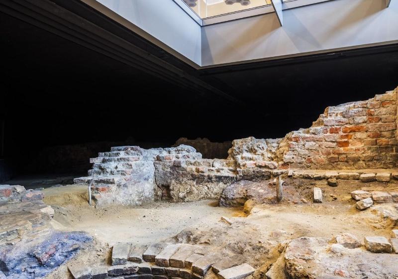 Capri By Fraser Berlin