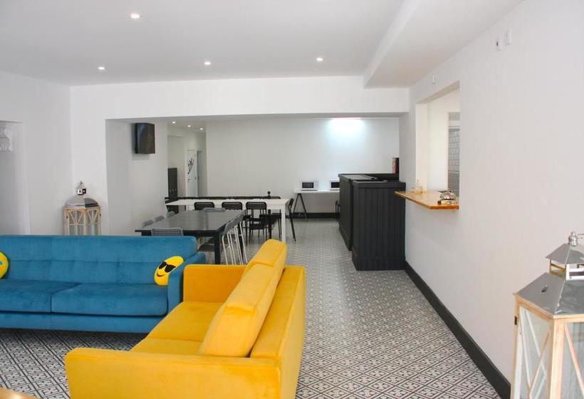 Cascais Home Sweet Hostel