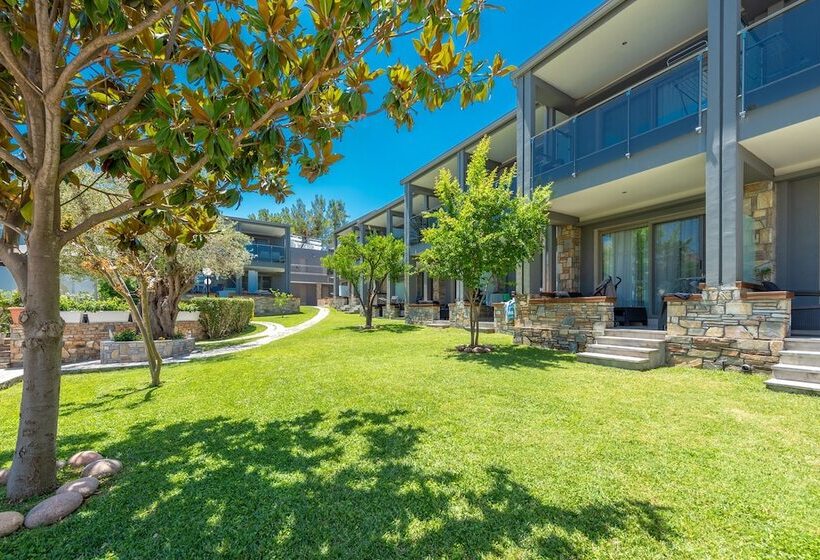 Dionysos Hotel & Suites