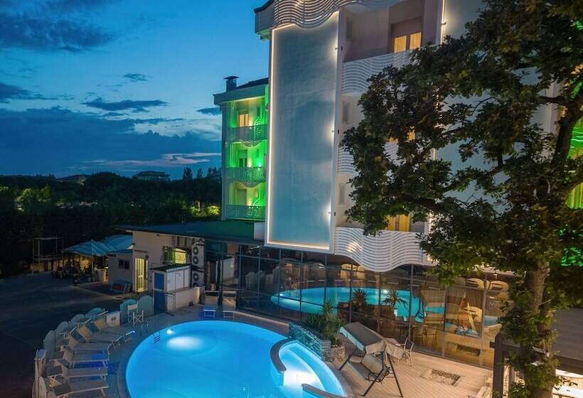 ホテル Acquamarina