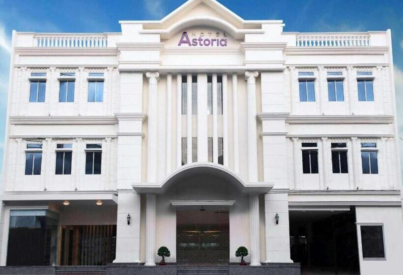 בית מלון כפרי Astoria