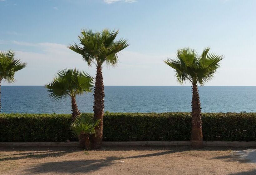 فندق Azzurro