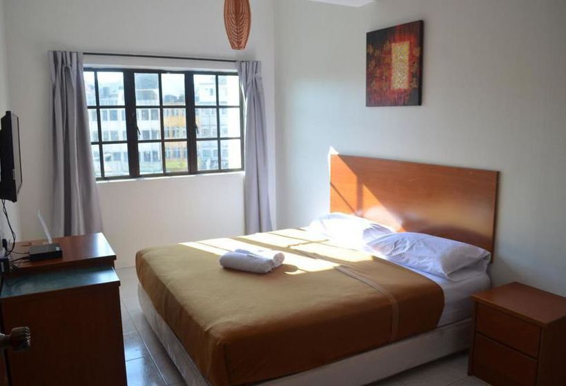 בית מלון כפרי Check In