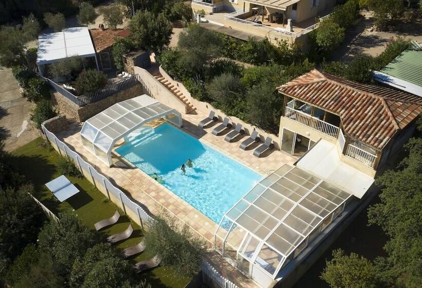 Отель Résidence Chiar Di Luna