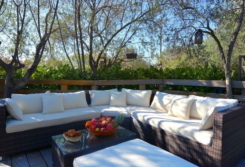 Отель Résidence Chiar Di Luna