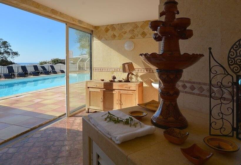 Отель Résidence Chiar Di Luna