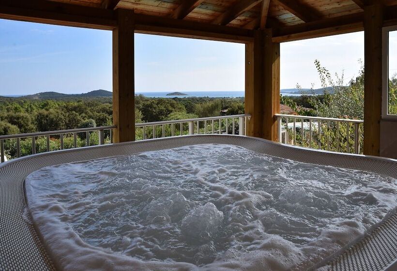 Отель Résidence Chiar Di Luna