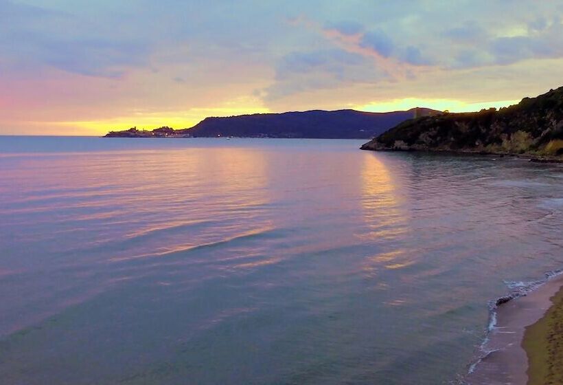 هتل Corte Dei Butteri