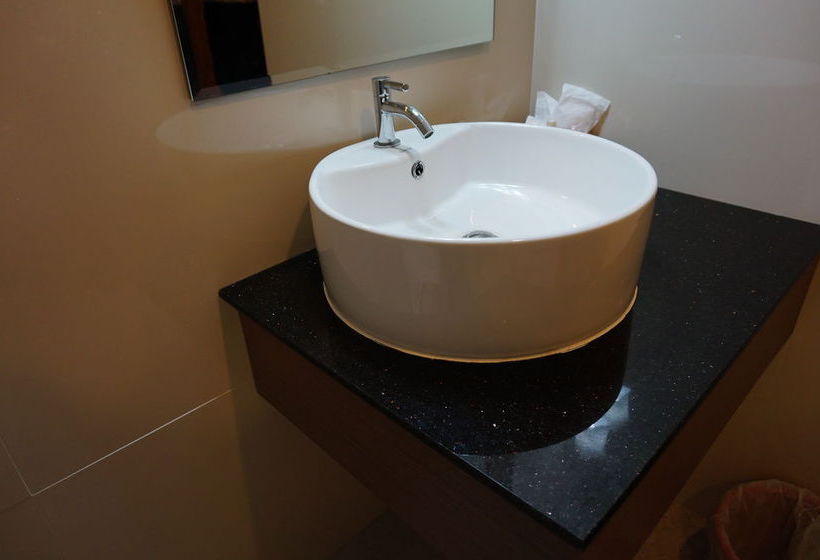 Отель Daosavanh 2