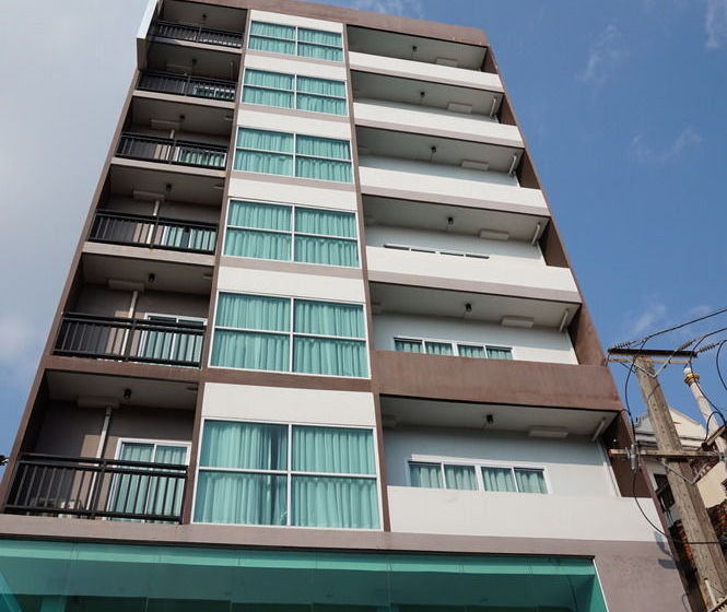 Отель Daosavanh 2