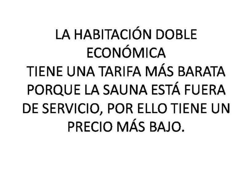 هتل El Casón De Los Poemas