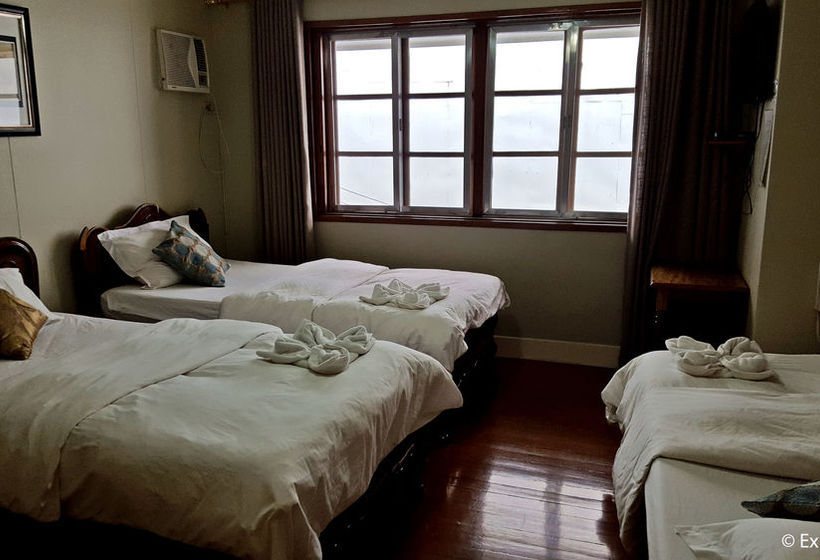 فندق Griffin Lodge