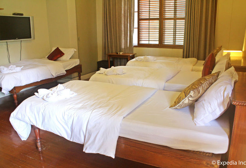 فندق Griffin Lodge