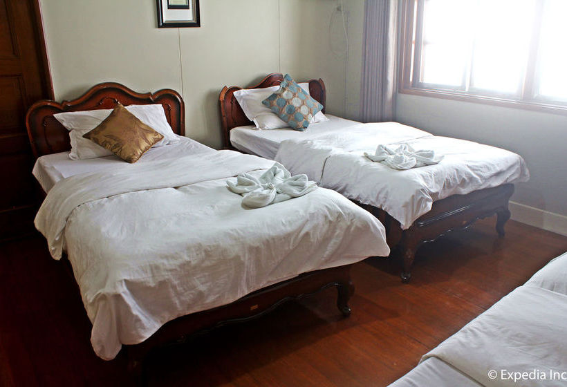 فندق Griffin Lodge