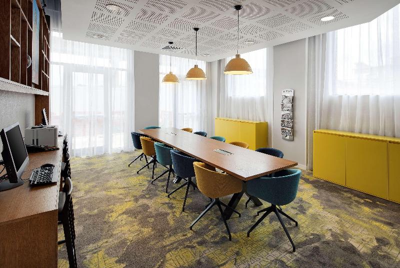 هتل Hampton By Hilton London Docklands