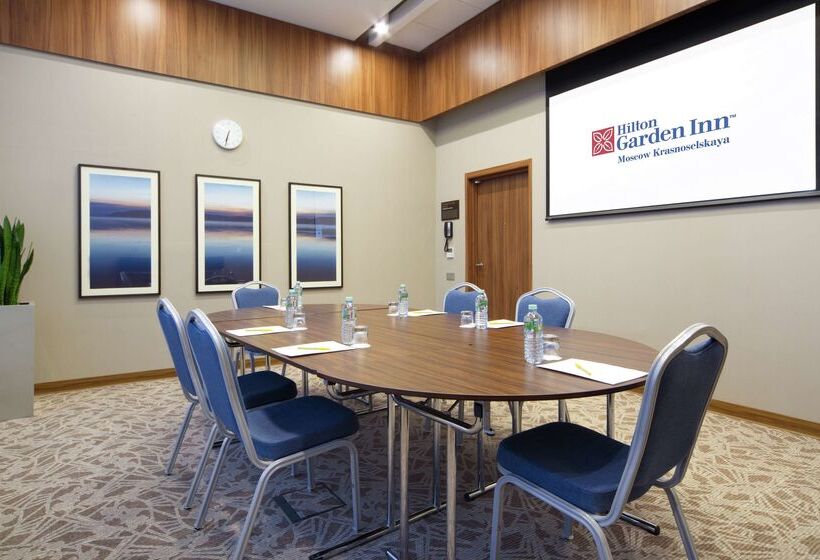 בית מלון כפרי Hilton Garden Inn Moscow Krasnoselskaya