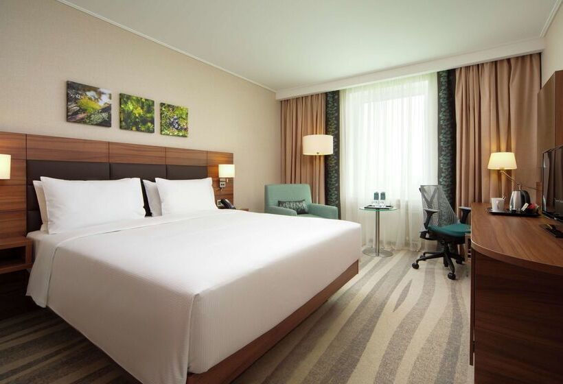בית מלון כפרי Hilton Garden Inn Moscow Krasnoselskaya