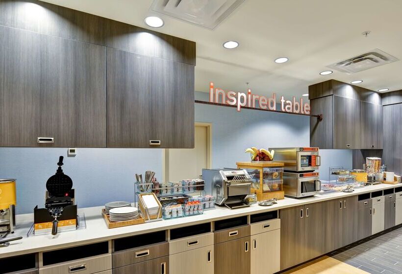 هتل Home2 Suites By Hilton Dickson City Scranton