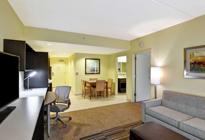 هتل Home2 Suites By Hilton Dickson City Scranton