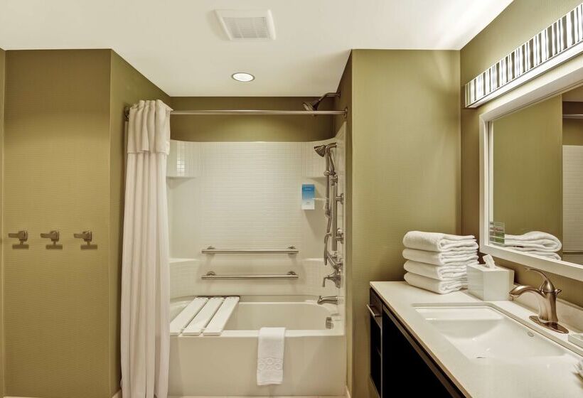 هتل Home2 Suites By Hilton Dickson City Scranton