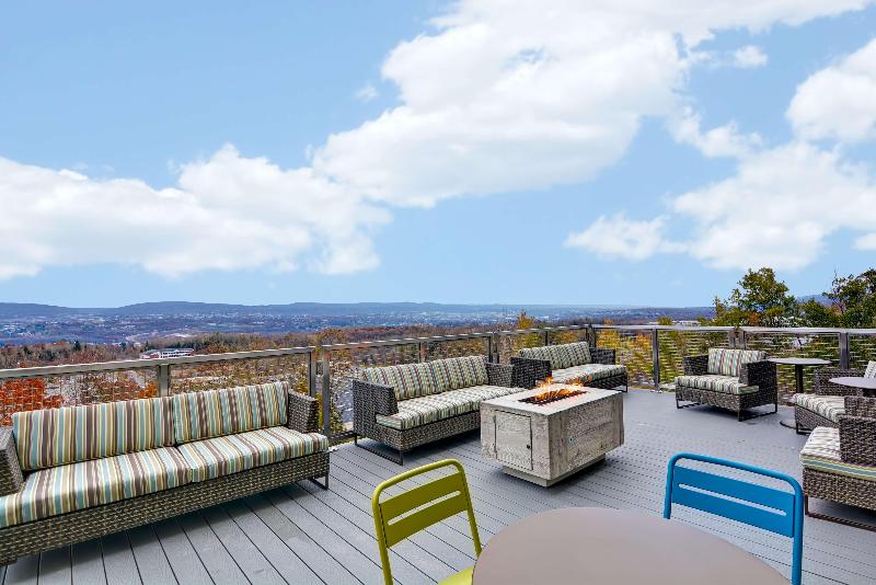 هتل Home2 Suites By Hilton Dickson City Scranton