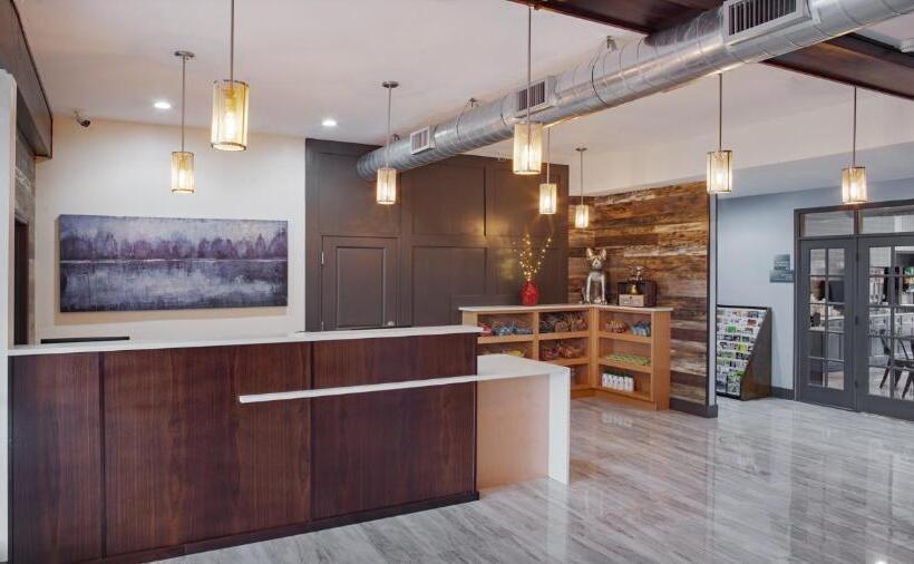 酒店 Iris Garden Inn