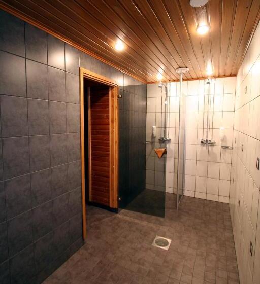 בית מלון כפרי Kruunupuisto