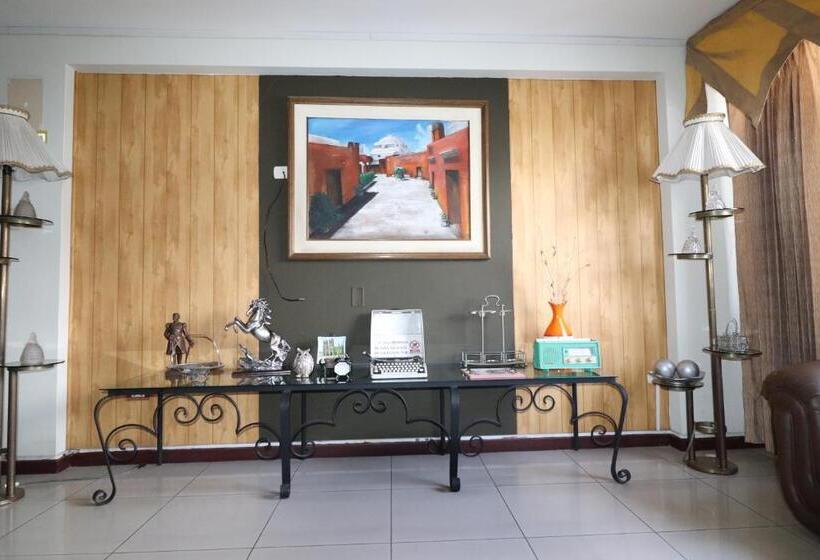 בית מלון כפרי La Mansion Del Sol