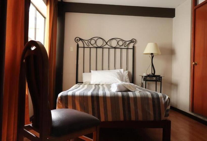 בית מלון כפרי La Mansion Del Sol