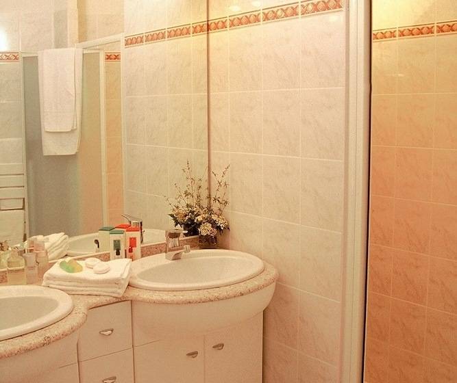 هتل Lagrange Vacances   Eden Parc Golf