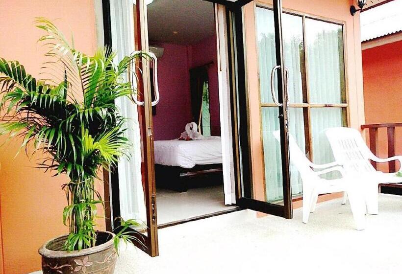 Отель Lanta Cottage Sha Plus