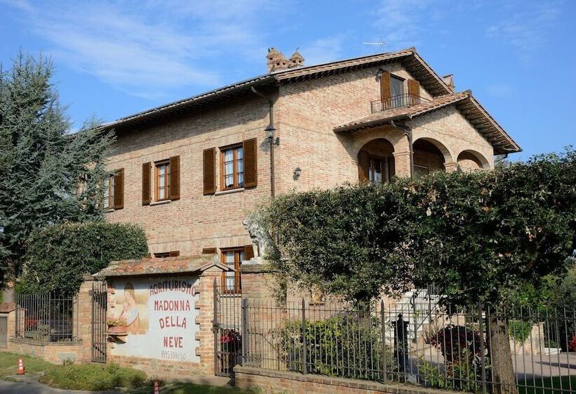 Отель Madonna Della Neve