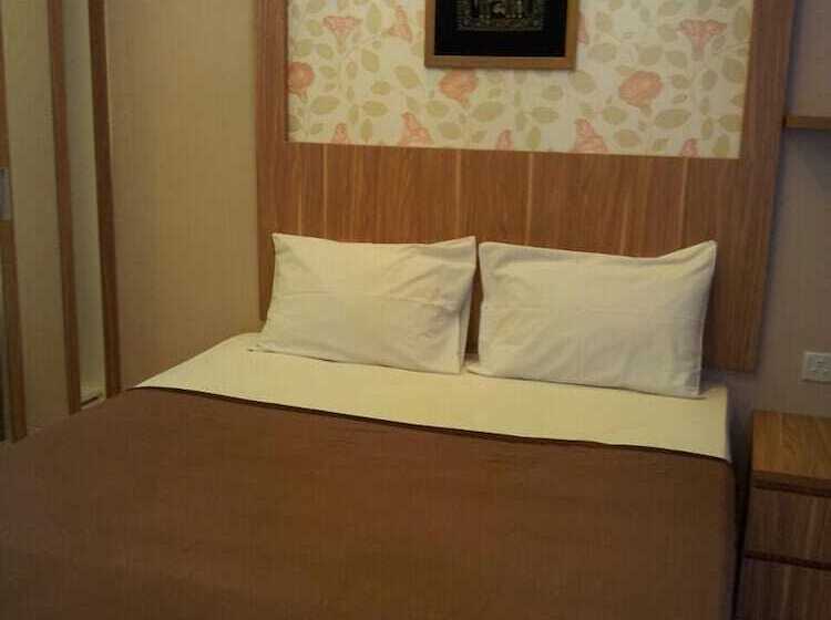 בית מלון כפרי Margonda Residence Iii