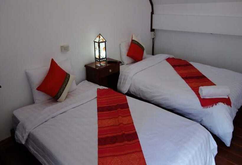 Отель Namkhanriverside