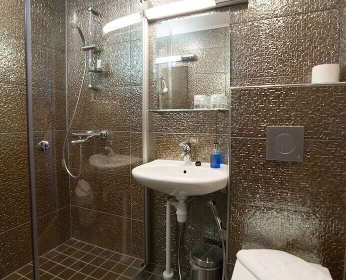 בית מלון כפרי Li Olof