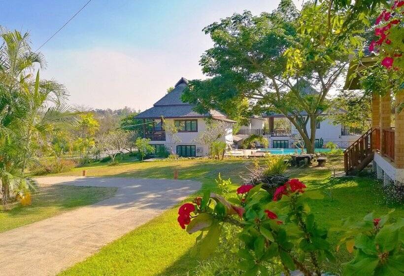 בית מלון כפרי Pai Yododo Resort