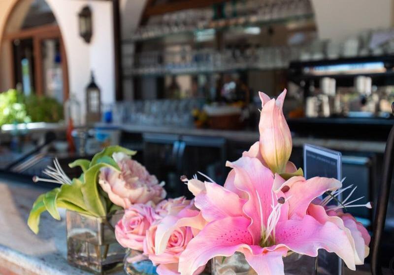 酒店 Paloma Blanca Boutique