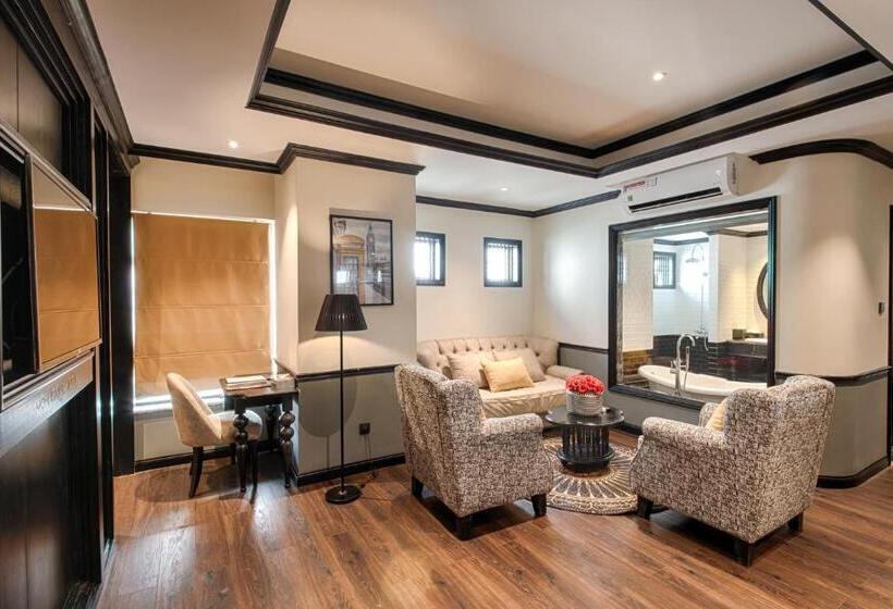 هتل Paracel Danang