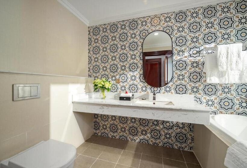 هتل Paracel Danang